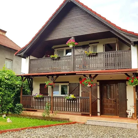 Guest house Casa Ursului *